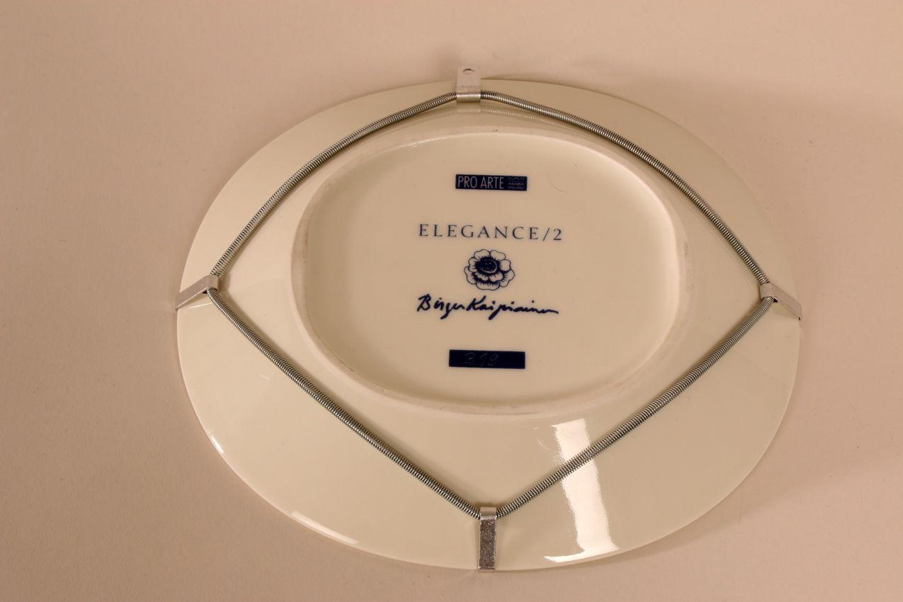 Pro Arte Arabia Birger Kaipiainen Elegance nro 2 lautanen Nr 319 - Image 4