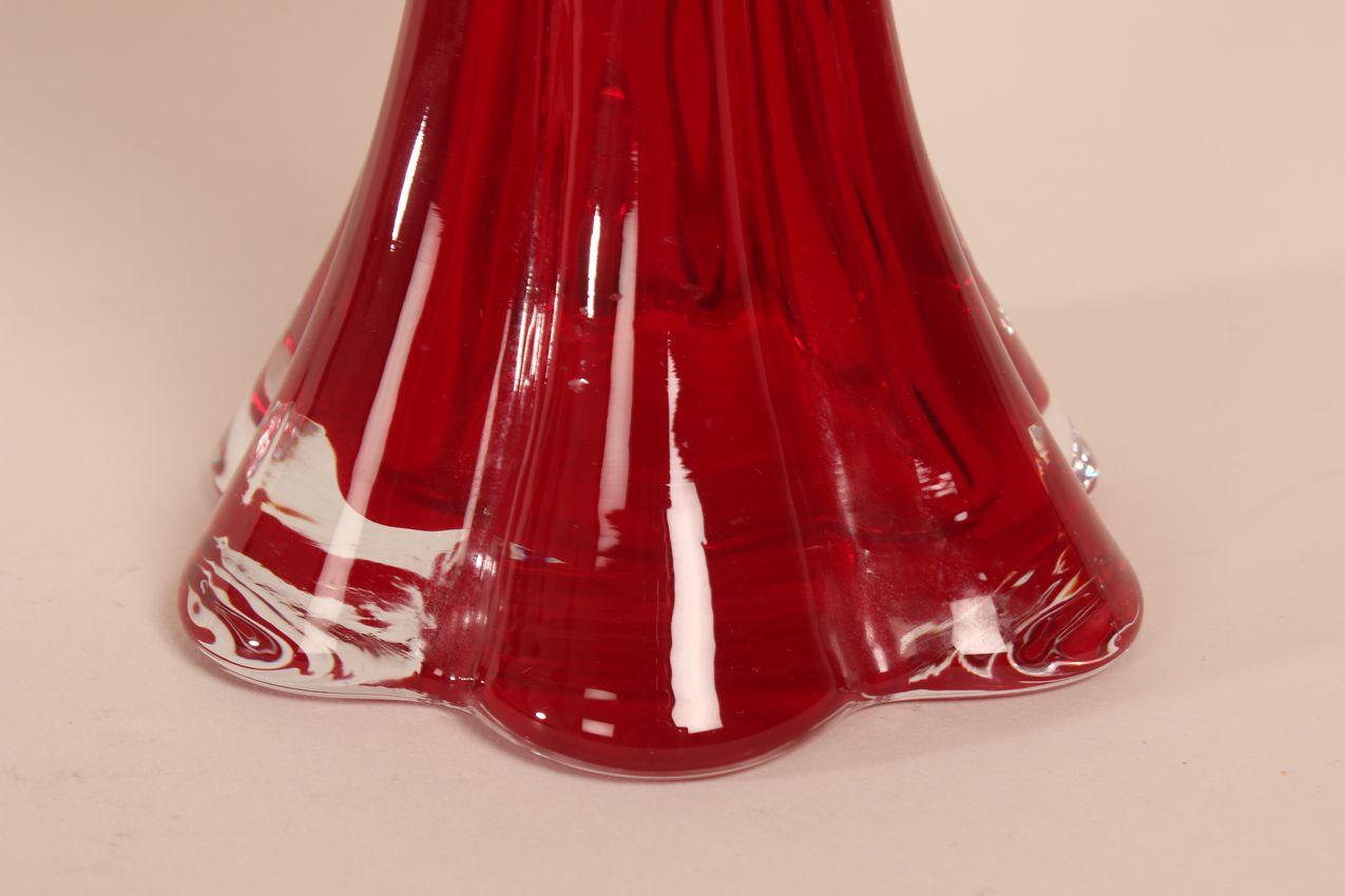 Helena Tynell Riihimäen lasi punainen "Päivänkukka" maljakko / Red Vase - Image 4