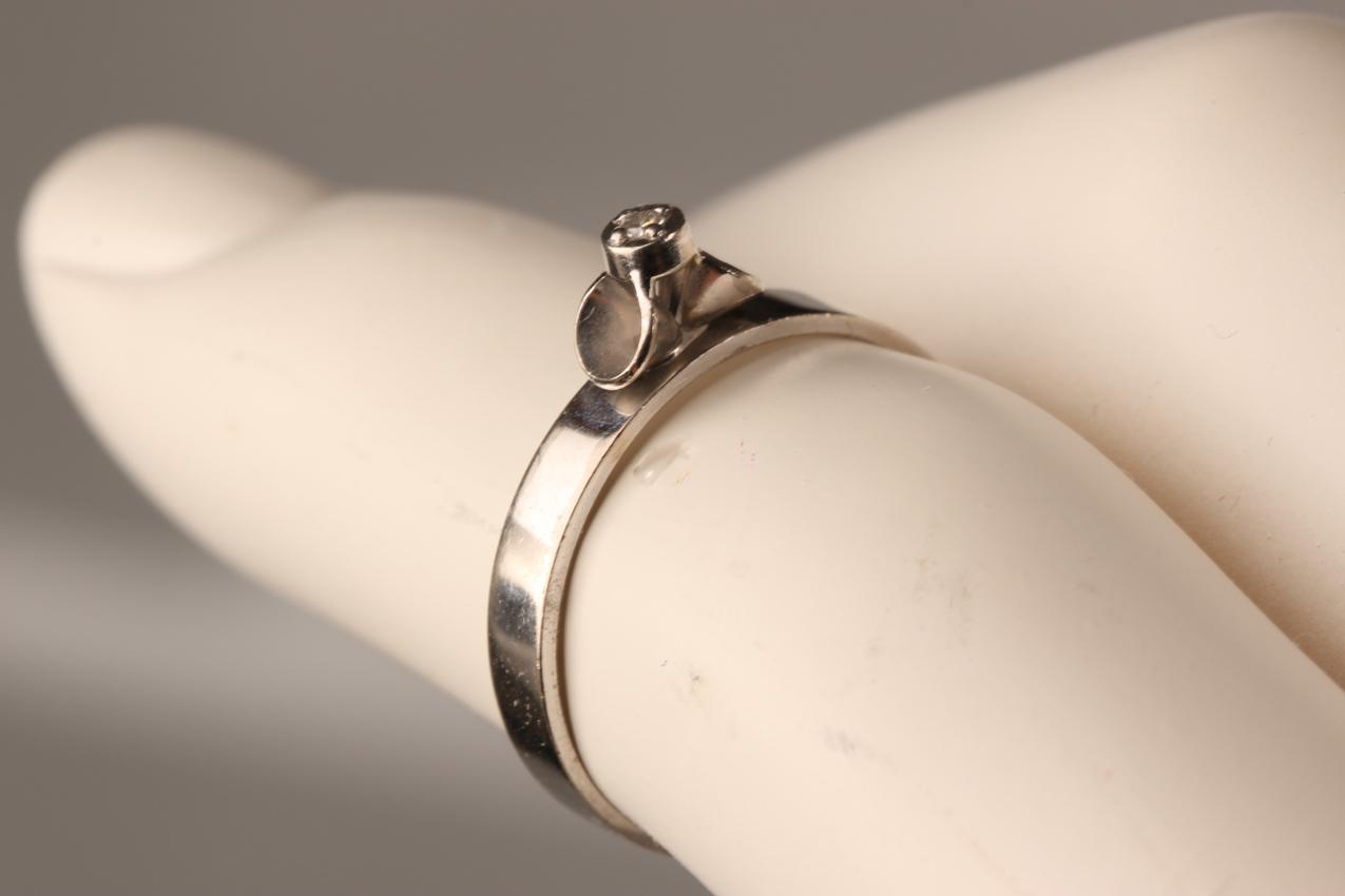 Elis Kauppi Kupittaan kulta White gold diamond ring - Image 8