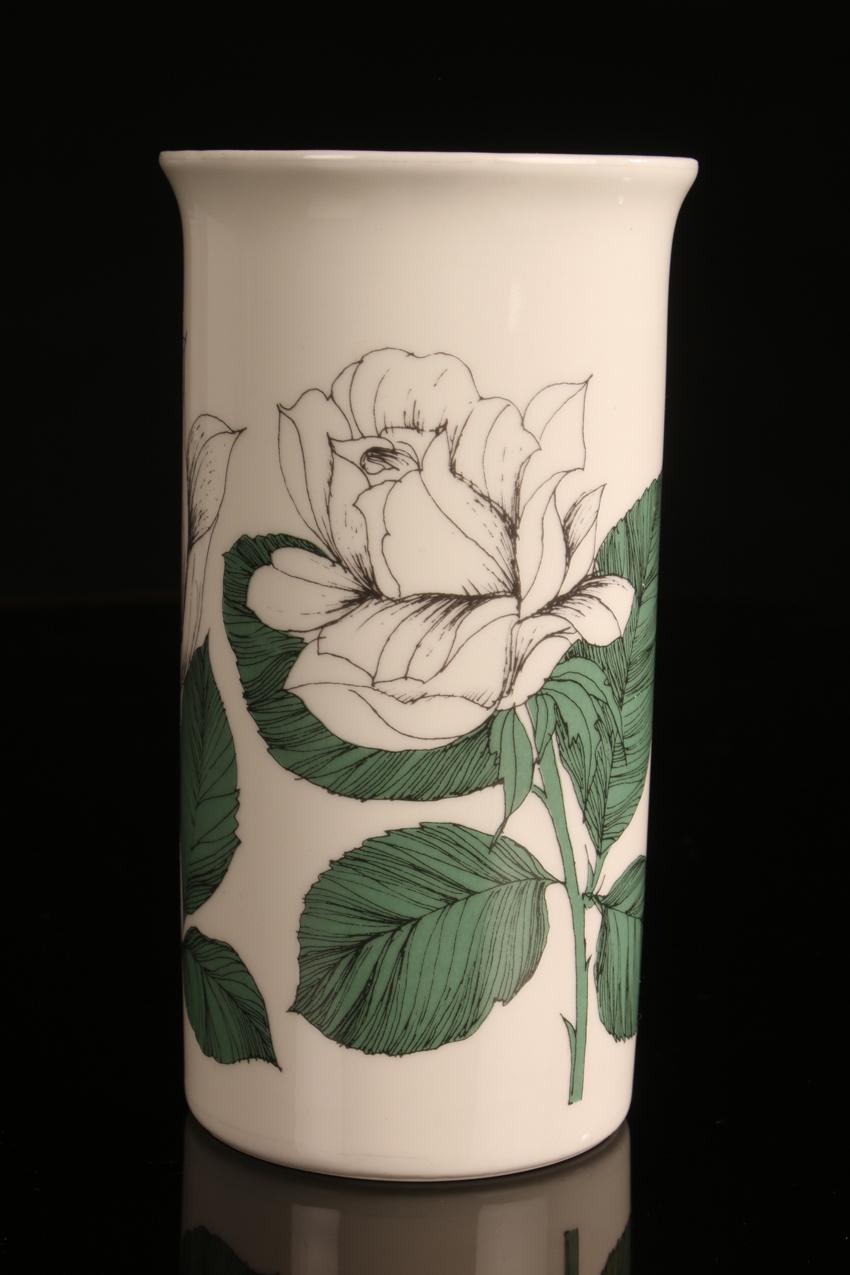 Arabia Ester Tomula Botanica-maljakko Valkoinen ruusu / White Rose Botanica Vase - Image 2
