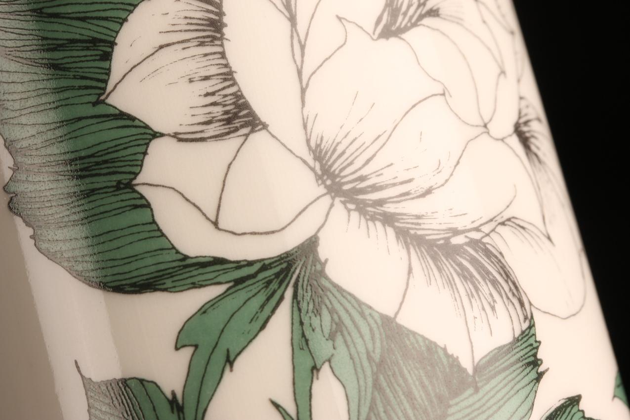 Arabia Ester Tomula Botanica-maljakko Valkoinen ruusu / White Rose Botanica Vase - Image 9