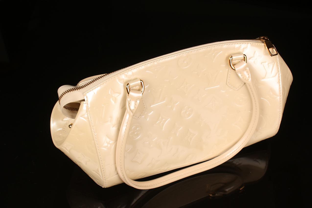 Louis Vuitton Amarante Monogram Vernis PM Sherwood laukku - Image 7