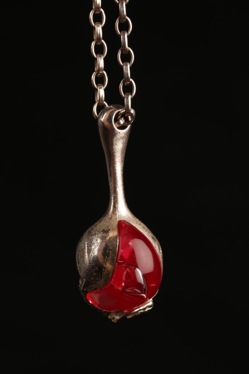 Vintage Lapponia Björn Weckström Kaulakoru “Nectaris” hopea/akryyli / Lapponia “Nectaris” silver/acrylic pendant necklace - Image 2