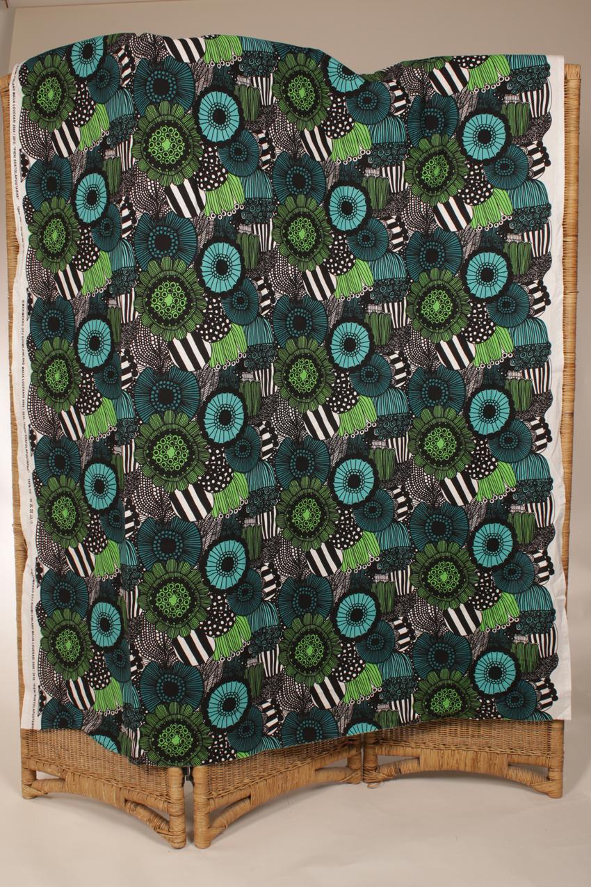 Marimekko kangas “Pieni siirtolapuutarha”