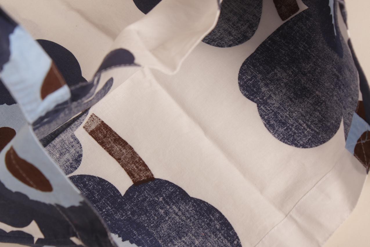 Marimekko harvinainen sininen Unikko Hopeamitali-kassi - Image 5
