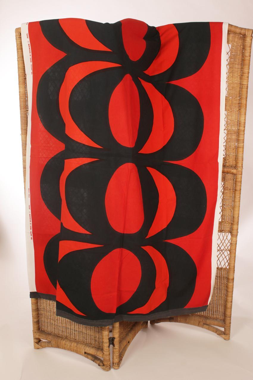 Vintage Marimekko punainen “Kaivo”