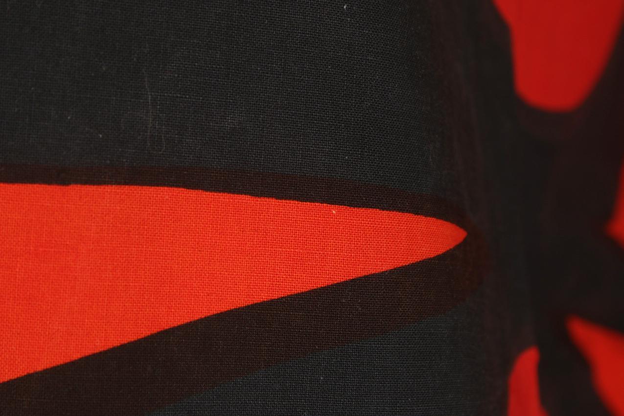 Vintage Marimekko punainen “Kaivo” - Image 6