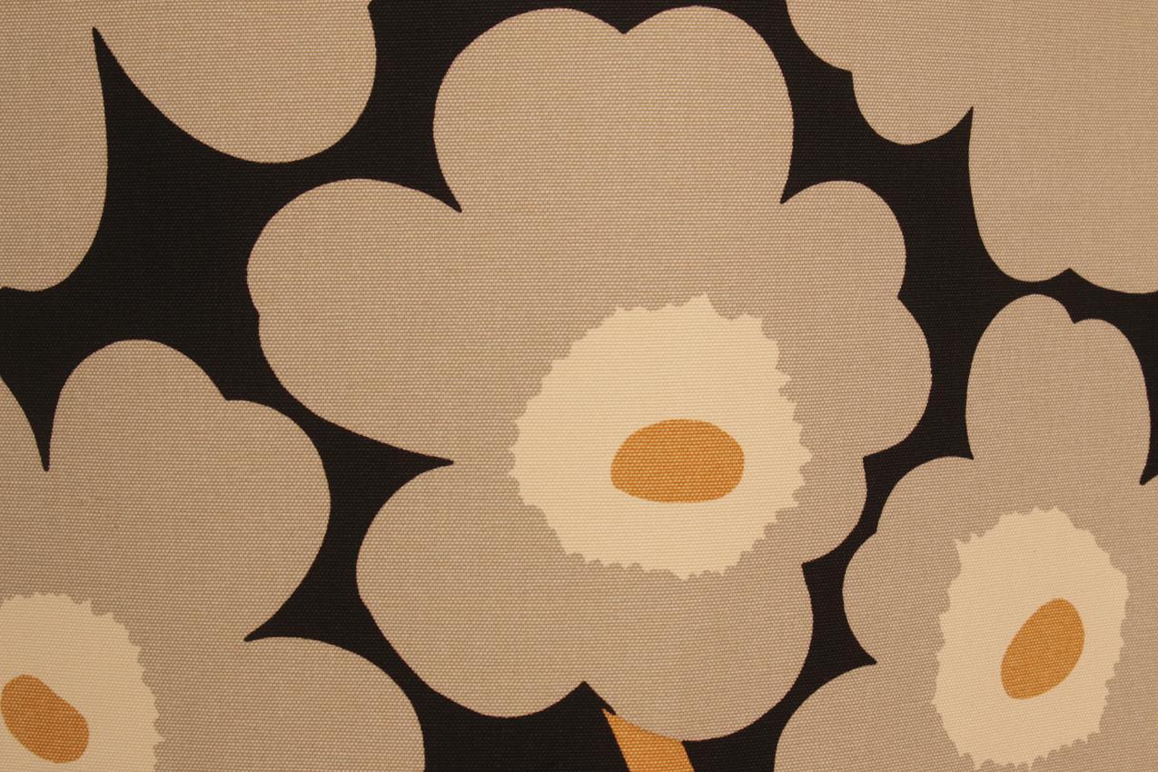 Marimekko beige musta “Pieni Unikko 2” canvas kangas - Image 4