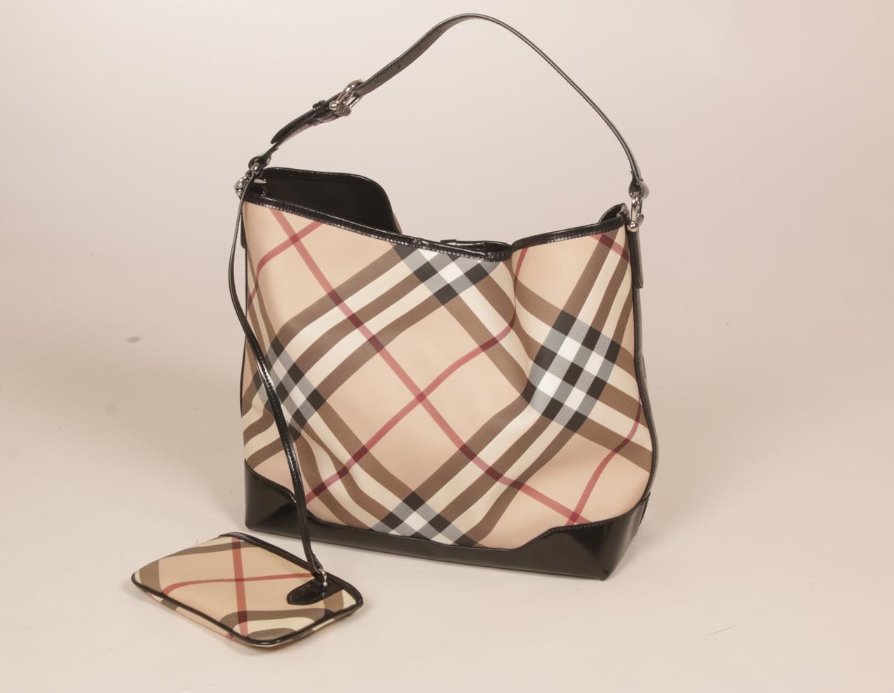 Burberry isokokoinen Olympia Nova Check Hobo laukku ja pussukka