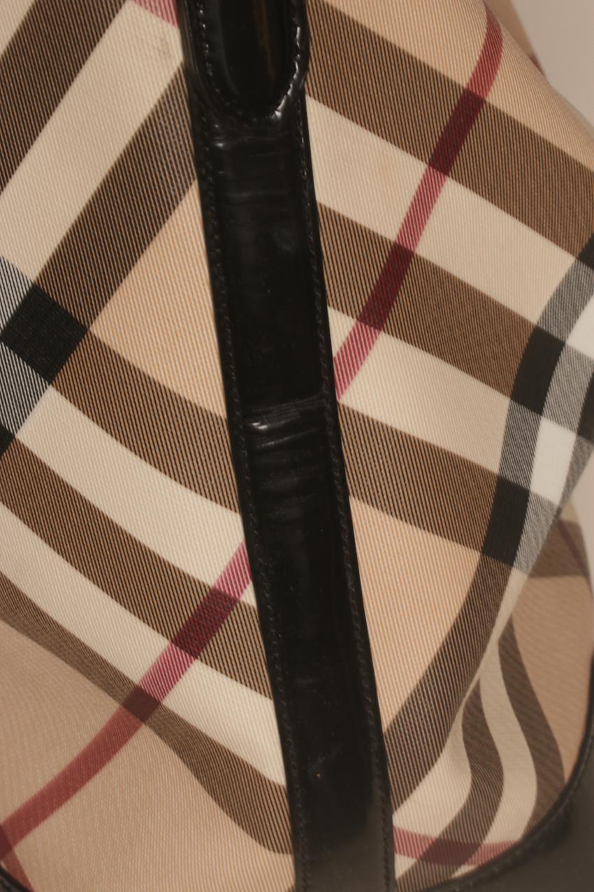 Burberry isokokoinen Olympia Nova Check Hobo laukku ja pussukka - Image 17