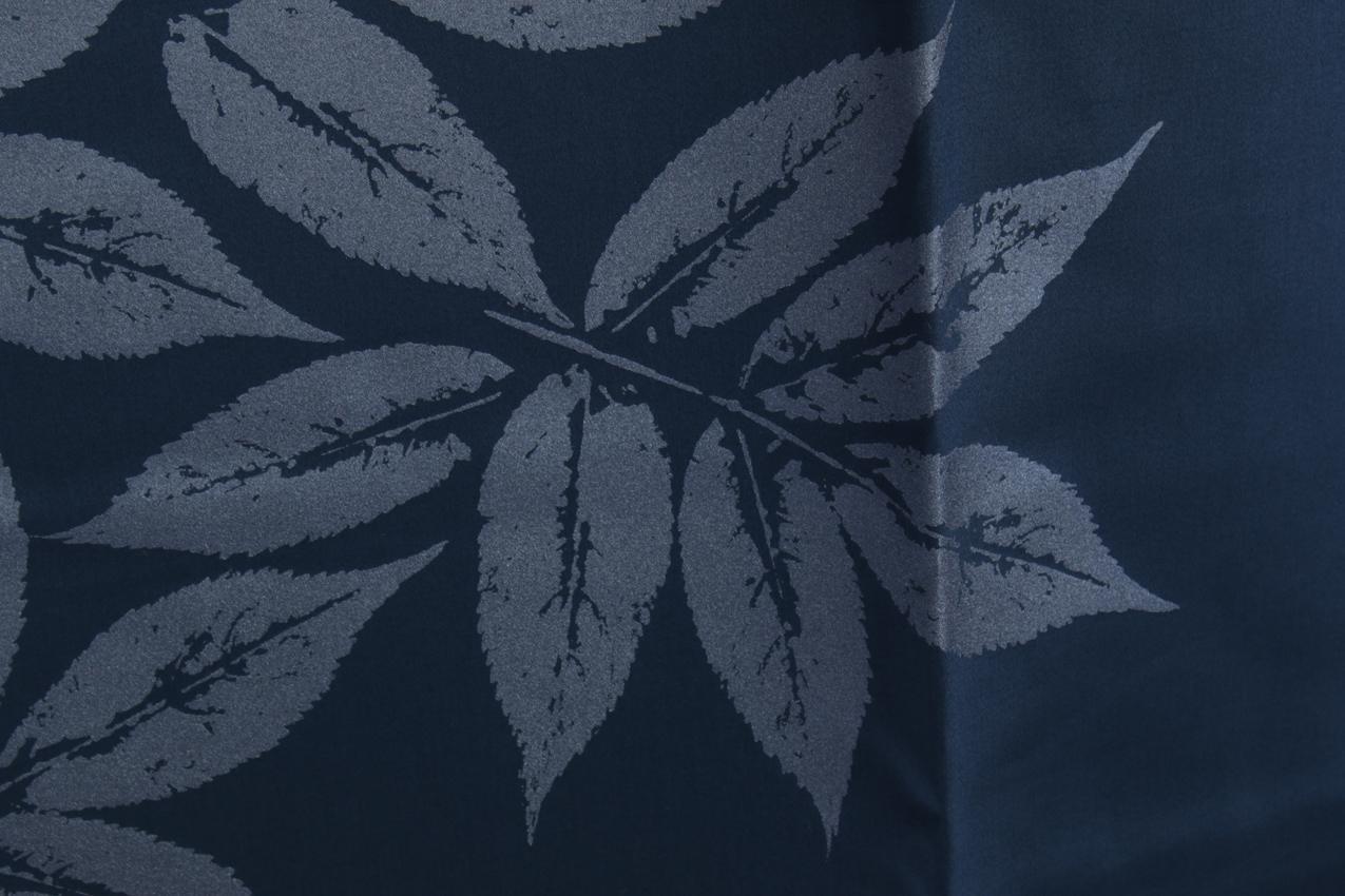 Marimekko sininen pöytäliina Maija Isola “Salaisuus” 147 x 360 - Image 3