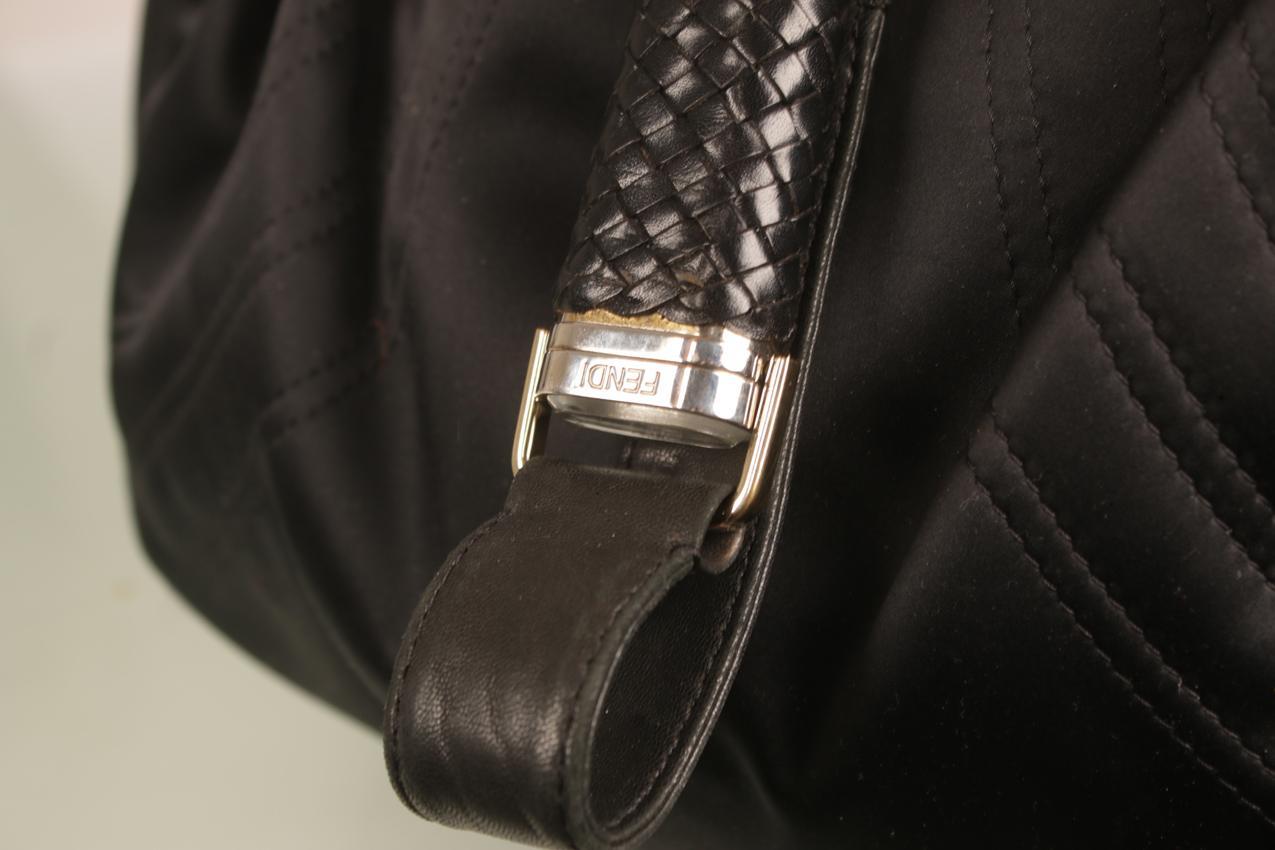 Fendi Spy musta satiini/nahka Hobo-laukku - Image 13