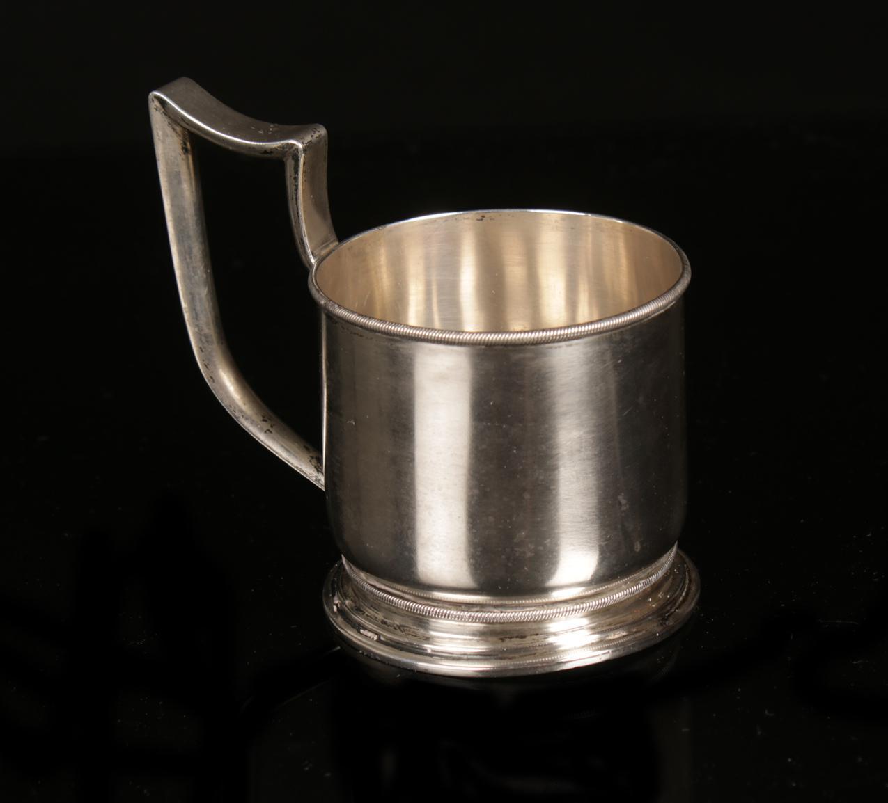 Venäläinen hopeakuppi Pietari v. 1888