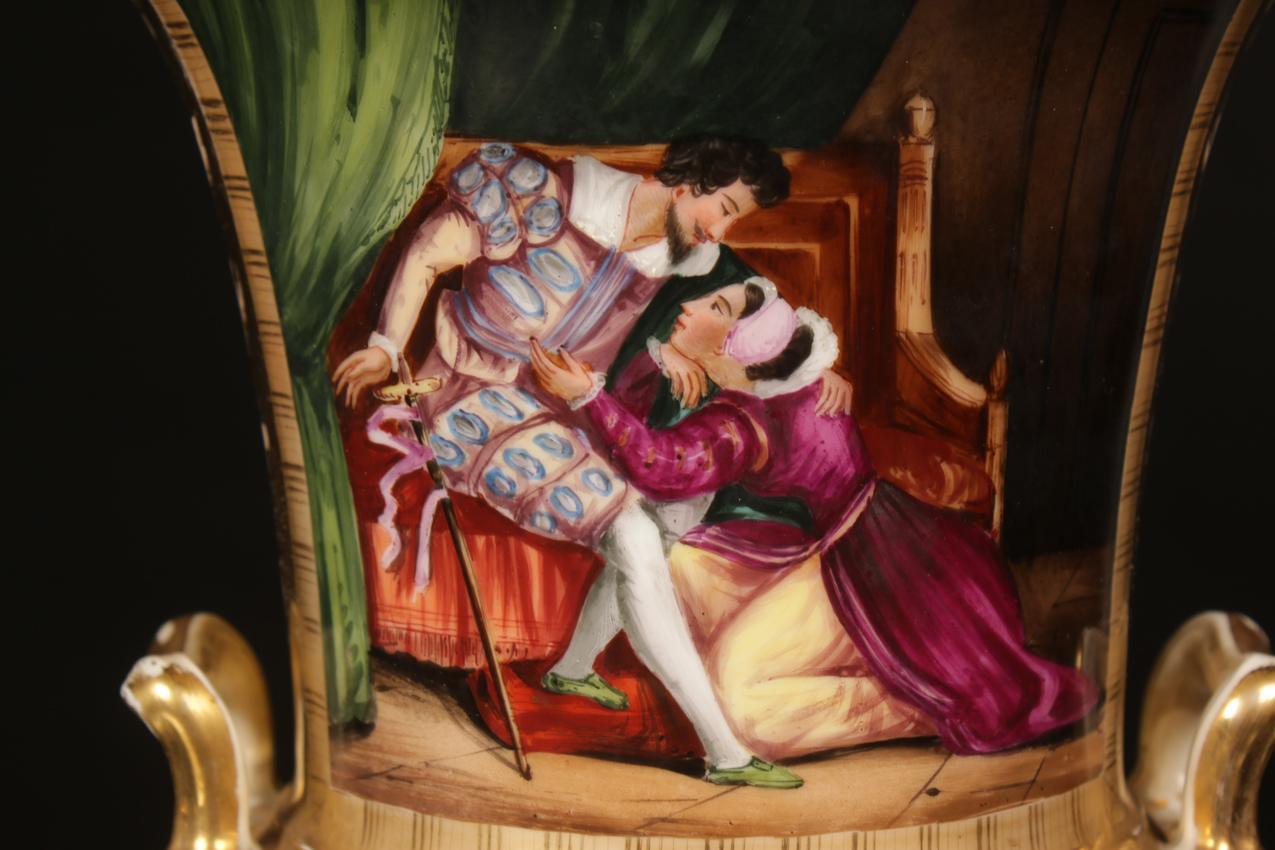Kaksi 1800-luvun ranskalaista Empire “Old Paris” posliiniuurnaa - Image 18