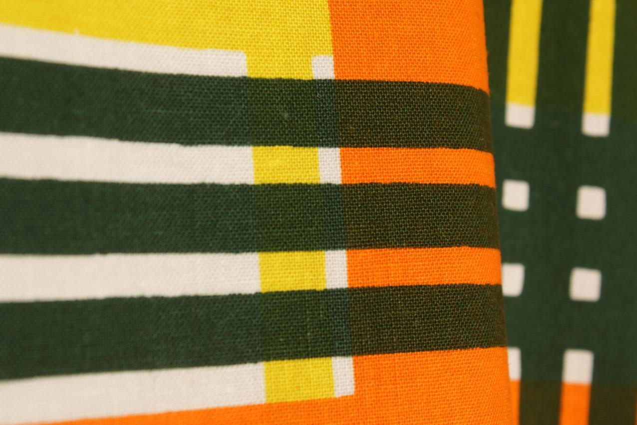 Vintage Marimekko Katsuji Wakisaka ruudullinen kangas verho “Riihi” - Image 3