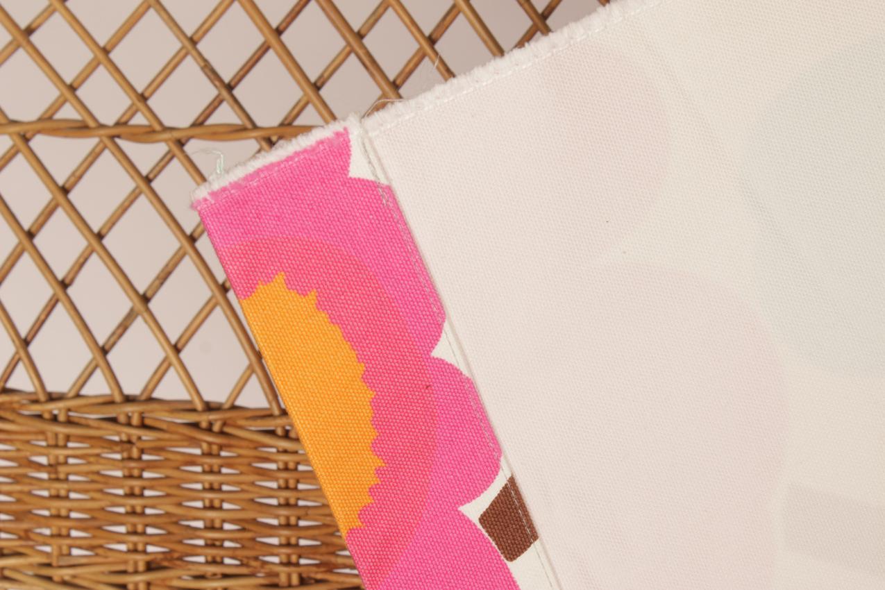 Marimekko Maija Isola monivärinen canvas verhoilukangas “Unikko” - Image 4
