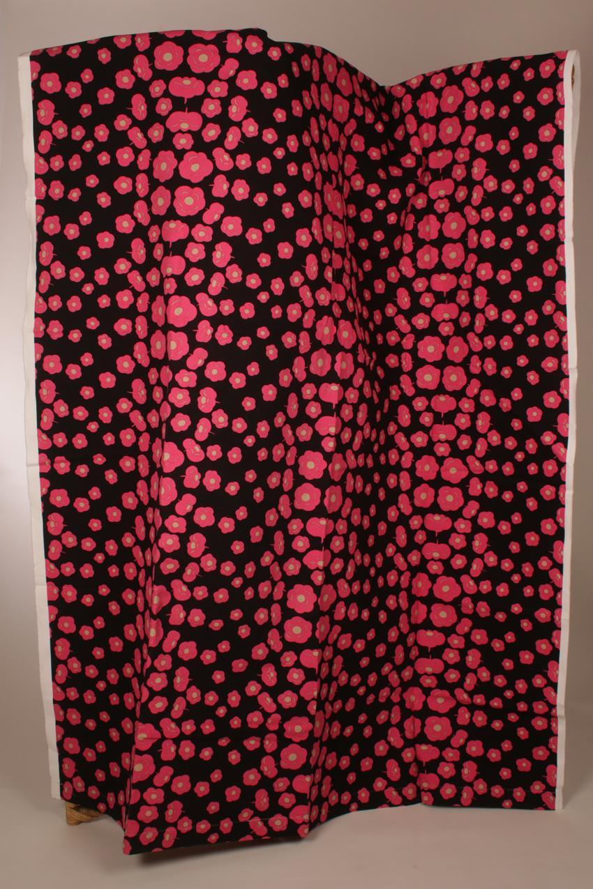 Marimekko Maija Isola canvas verhoilukangas pinkki “Tumma” - Image 2