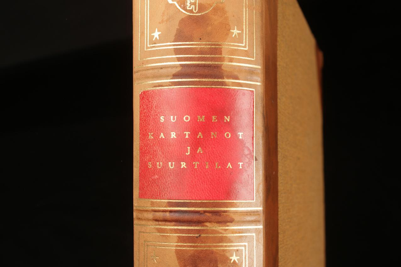 Kustannusosakeyhtiö Kivi Eino Jutikkala Gabriel Nikander ”Suomen kartanot ja suurtilat” osa II”, 1941