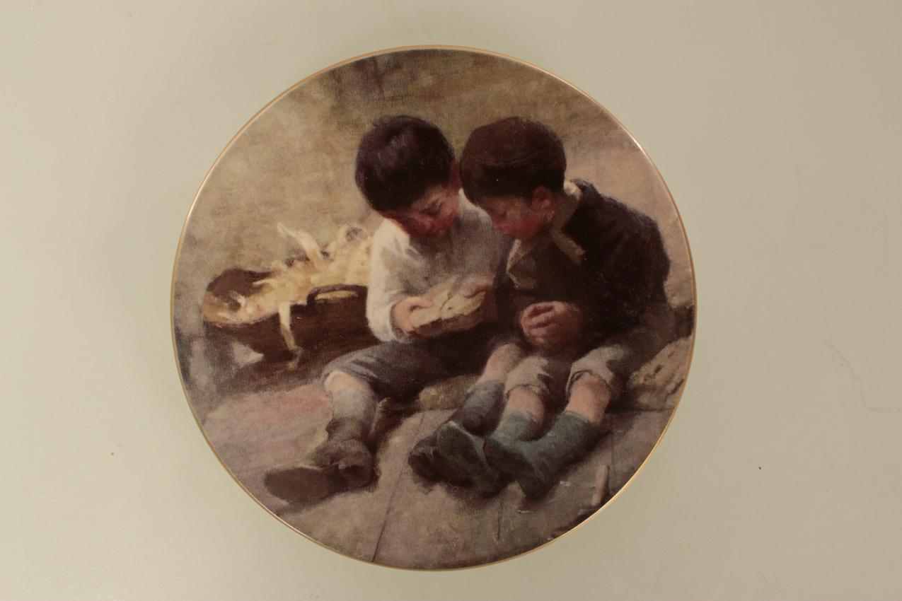 Taidelautanen Arabia Helene Schjerfbeck ”Leikkivät lapset”