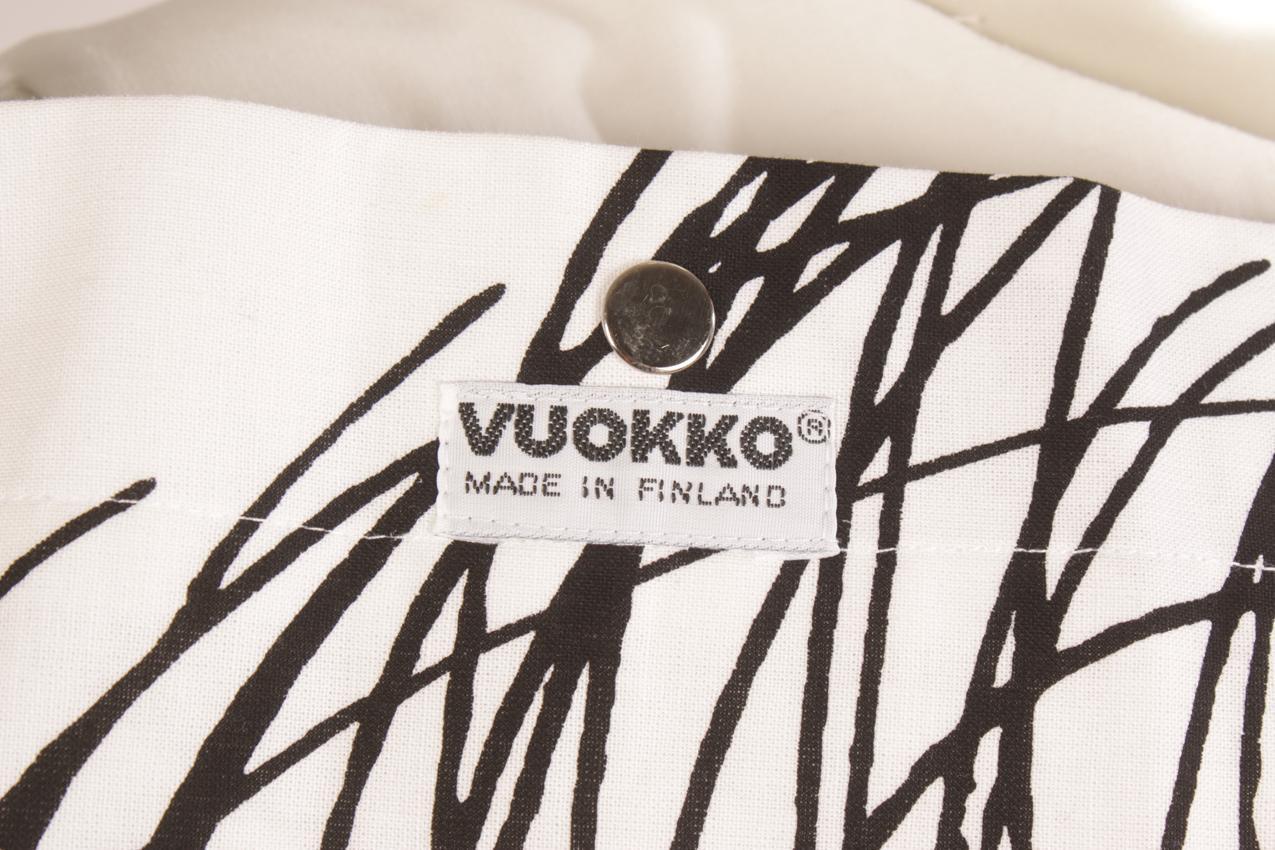 Vuokko valkomusta “Pyörre” maksimekko S ja laukku - Image 8