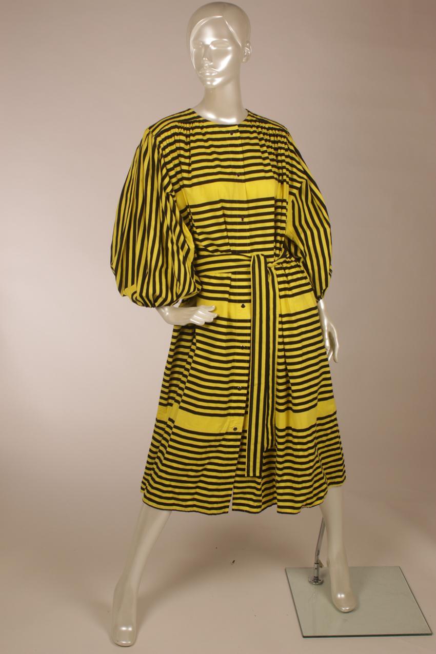 Vintage Vuokko keltamusta-raidallinen mekko XS S
