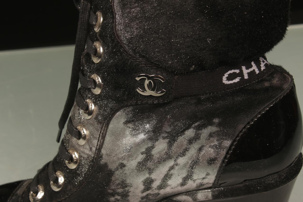 Chanel silver and black pony skin leather wedge base high boots 38 - Image 7