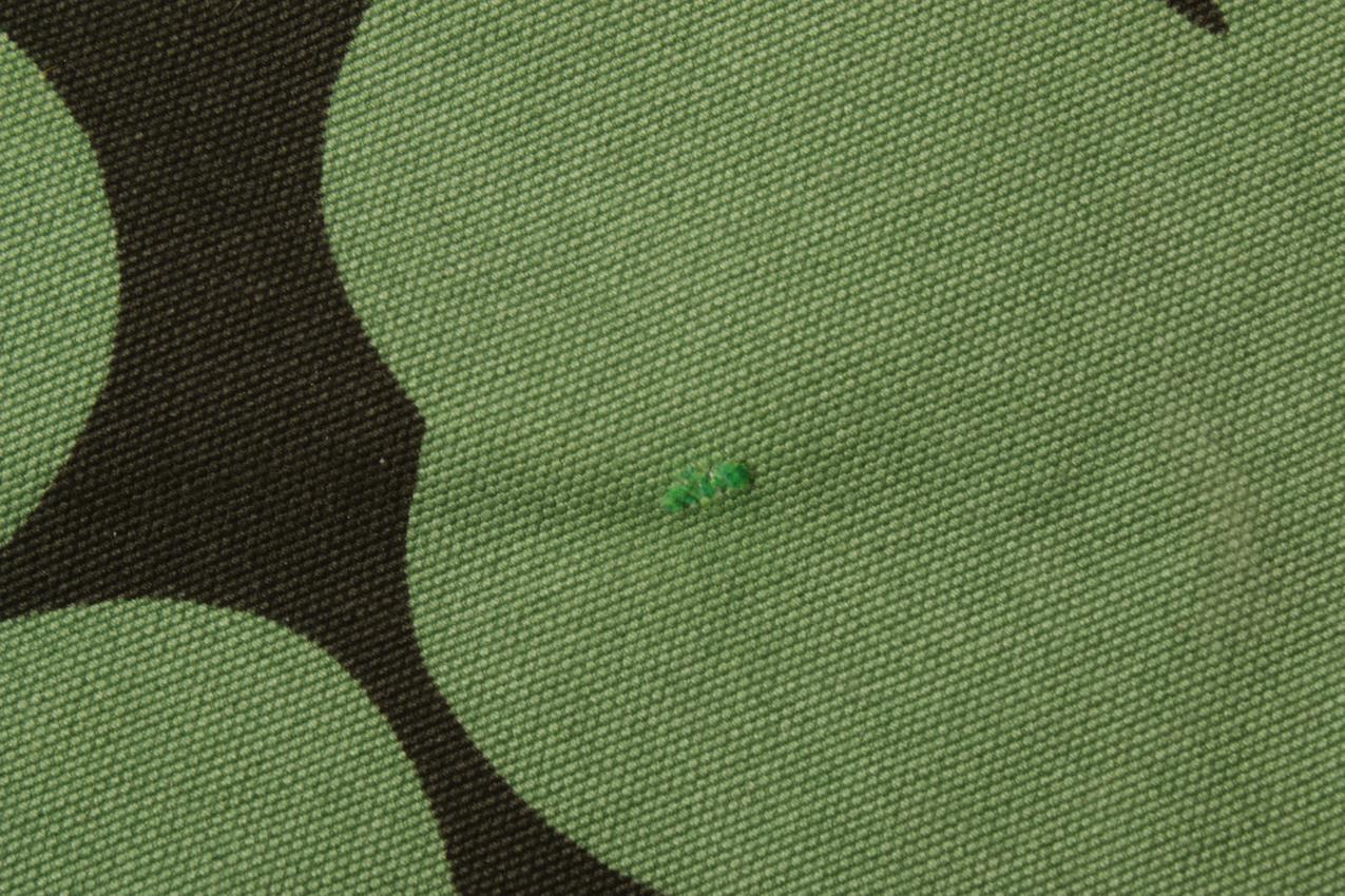 Marimekko Maija Isola vihreä markiisikangas “Pieni Unikko 2” - Image 5