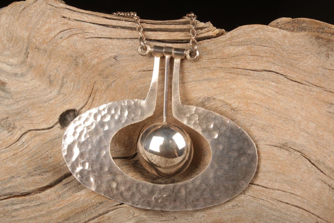 Vintage 70´s Tapio Wirkkala Kultakeskus “Päärynä” Pear sterling silver pendant necklace