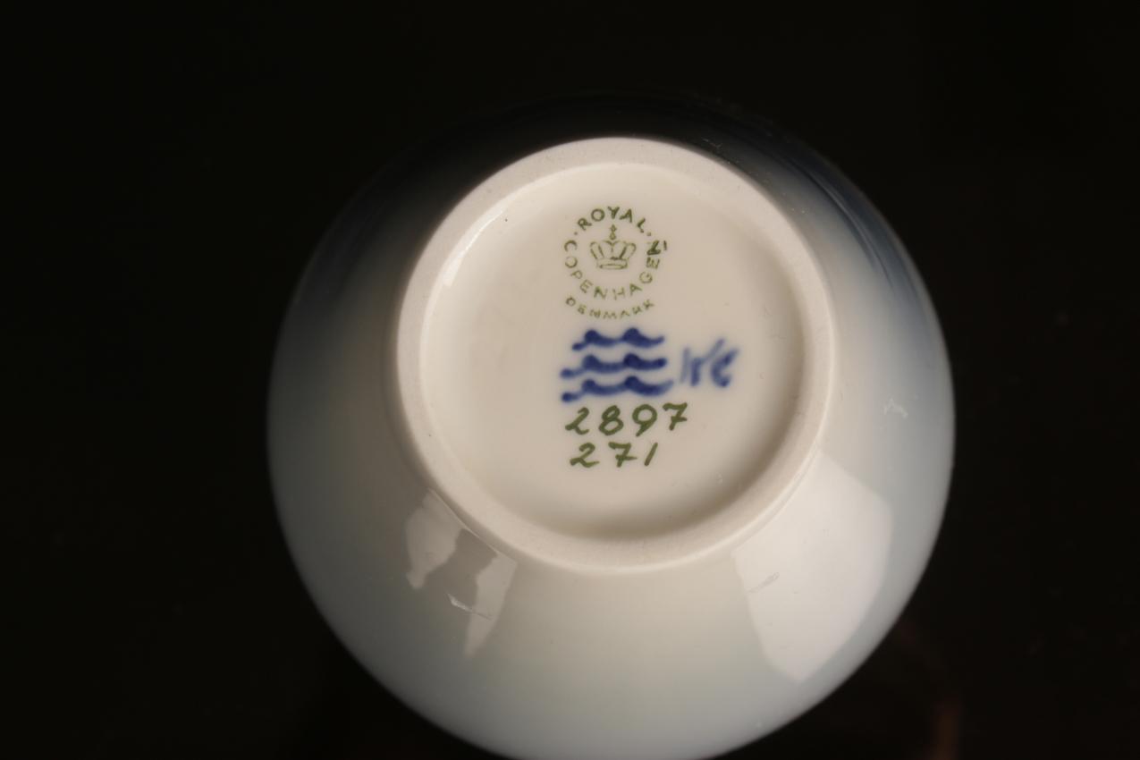 Royal Copenhagen “Sailing boat” small vase no 2897/271 - Image 5