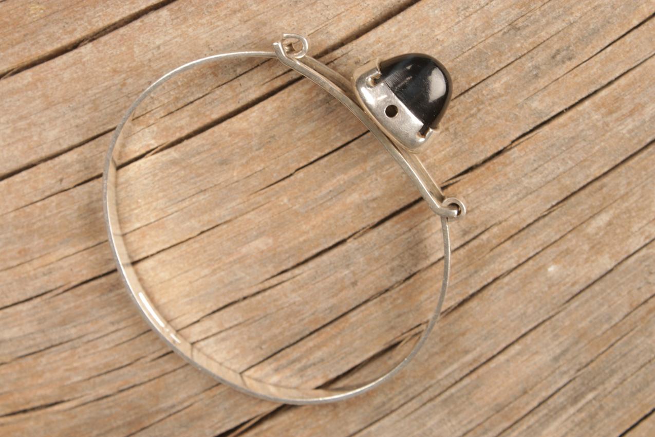 Vintage Erik Granit silver bracelet with spectorlite stone