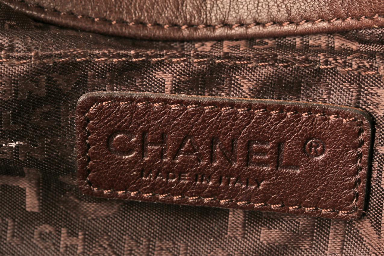 Chanel ruskea nahkalaukku - Image 14
